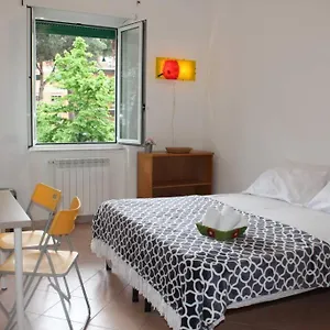 Locato Con Finalita Turistiche Apartment